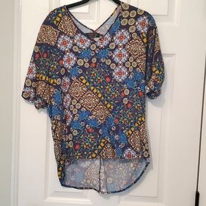 RENEE C BATIK PRINT SHORT SLEEVE TOP PROBABLY MEDIUM ;)